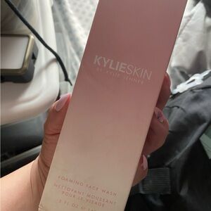 Kyle Jenner foaming face wash